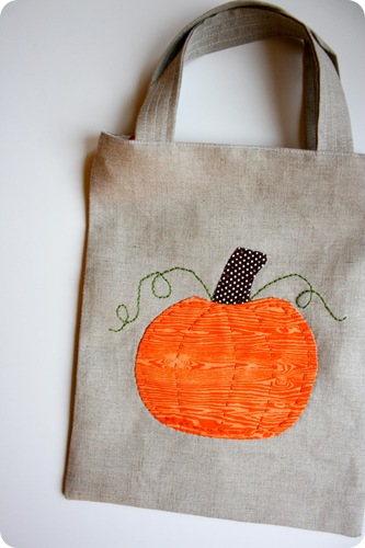 Trick or Treat Tote + Pattern – Sometimes Crafter
